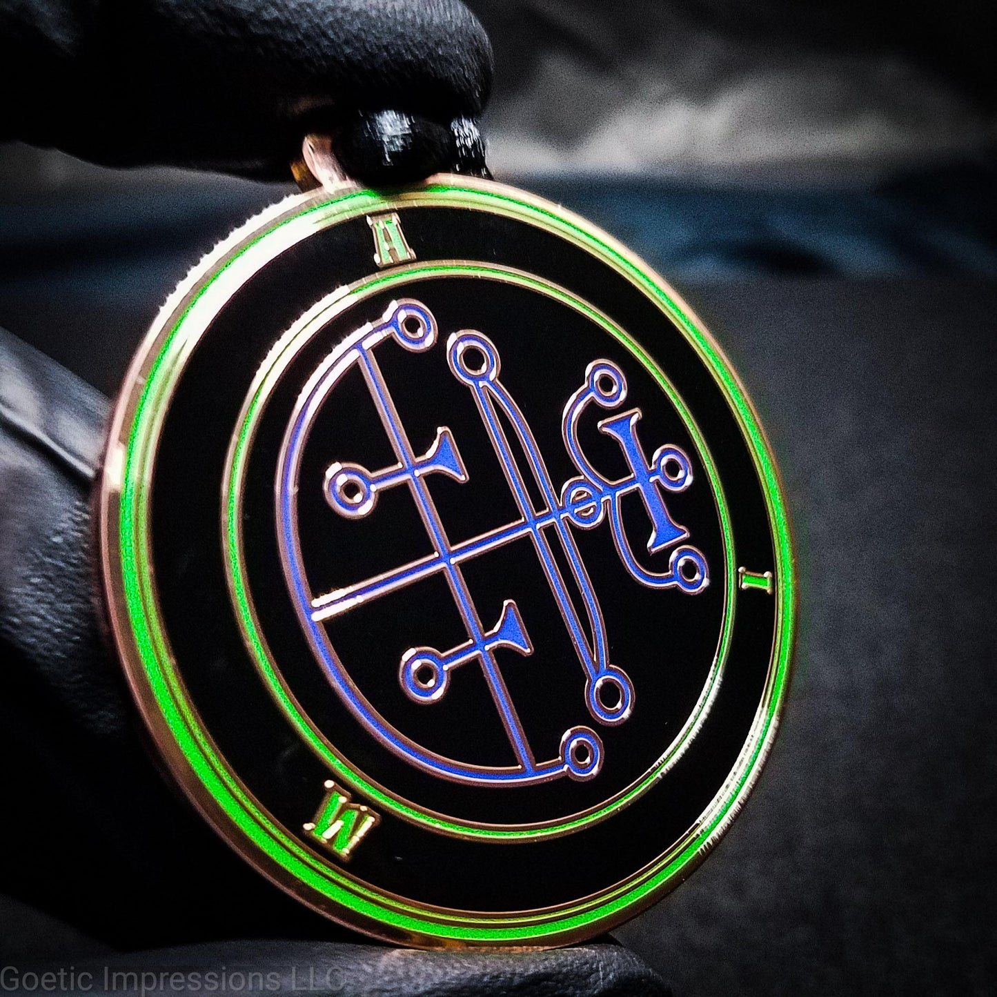 Aim sigil medallion.