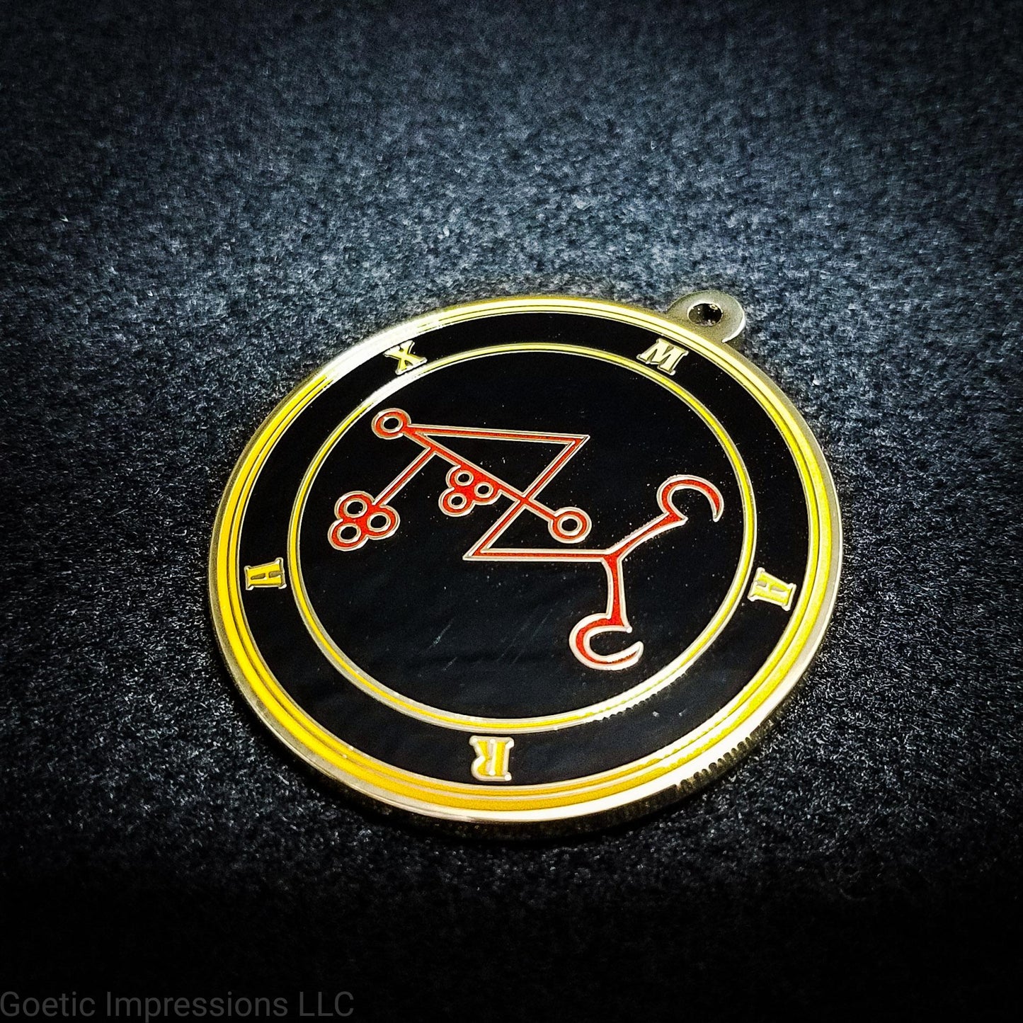 Marax sigil medallion.