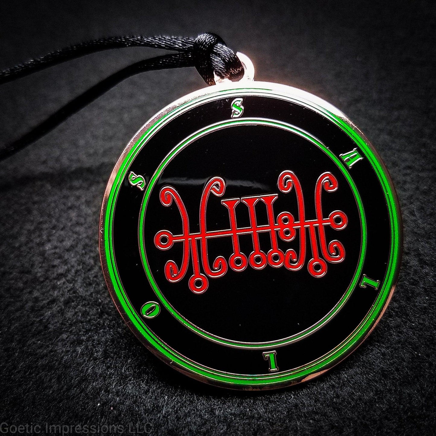 Sallos seal amulet