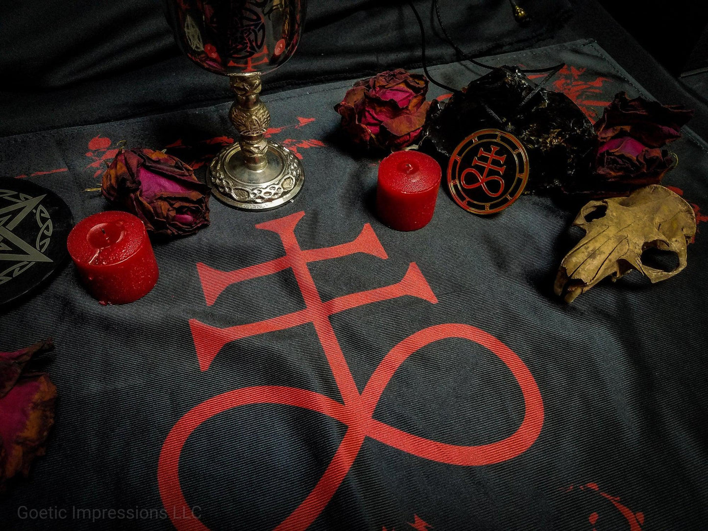 Leviathan altar accessories