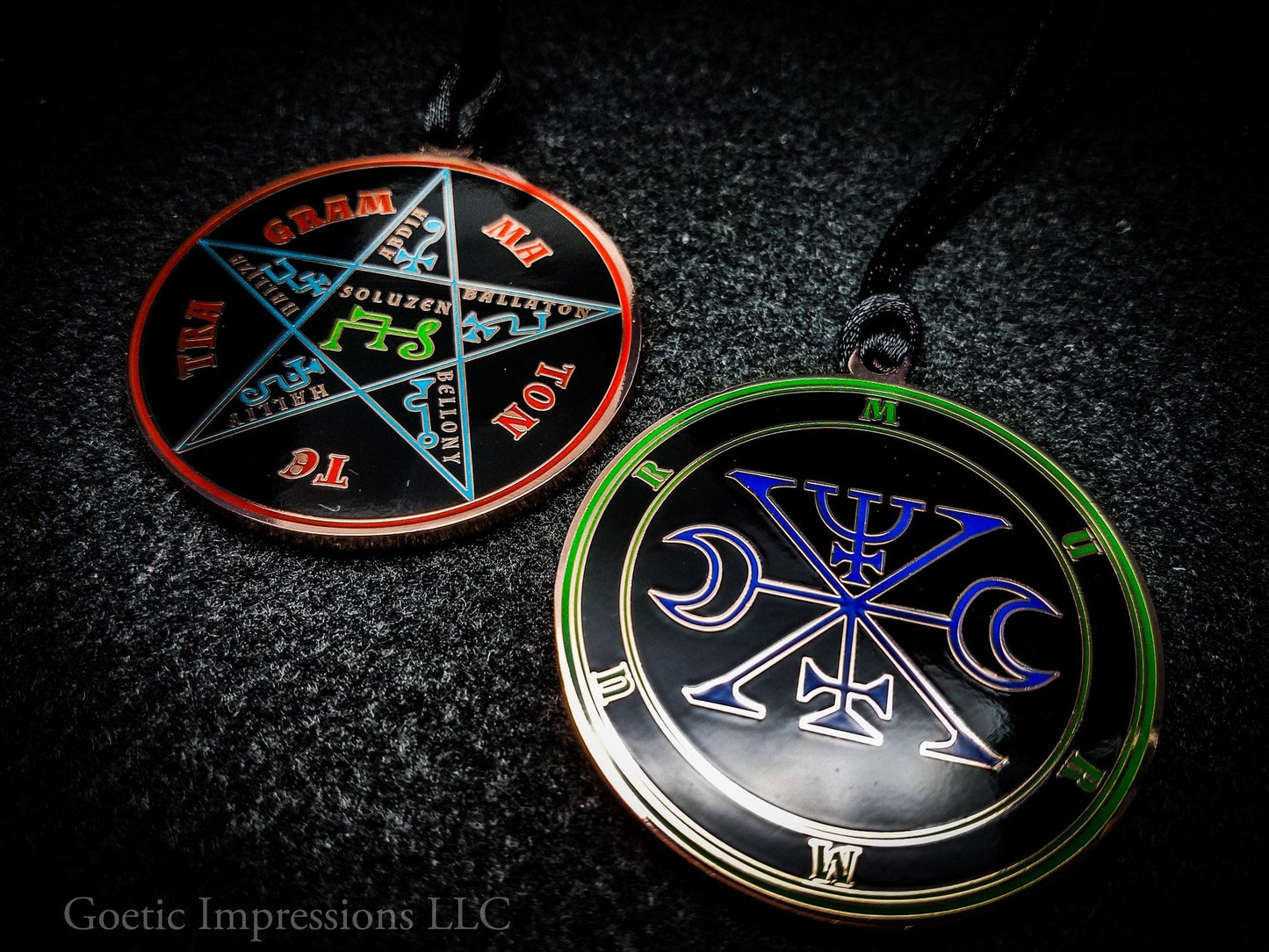 Lesser Key of Solomon: Ars Goetia, Goetic Seal Murmur sigil pendant with feautring the Pentacle of Solomon on the reverse side.