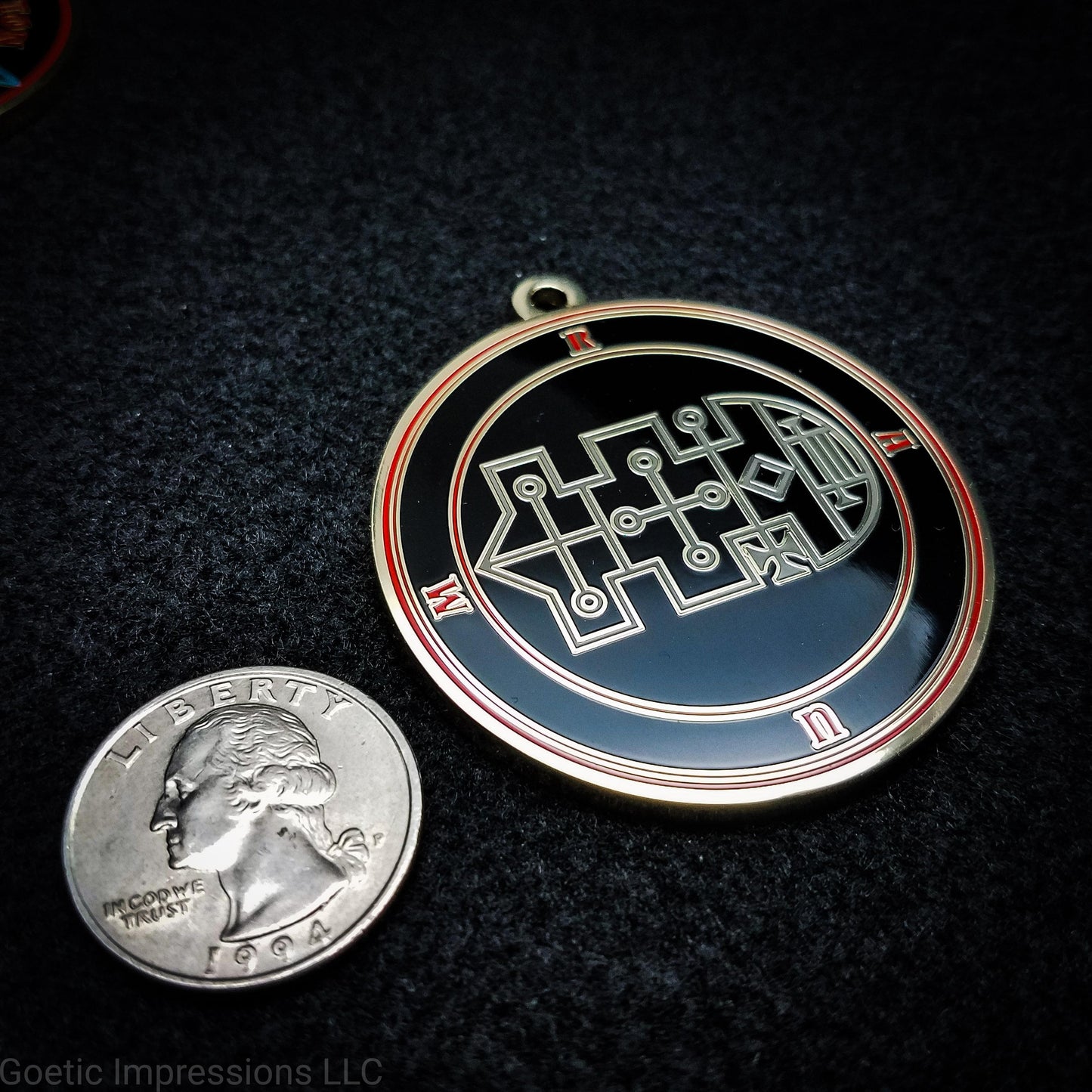 Raum seal pendant