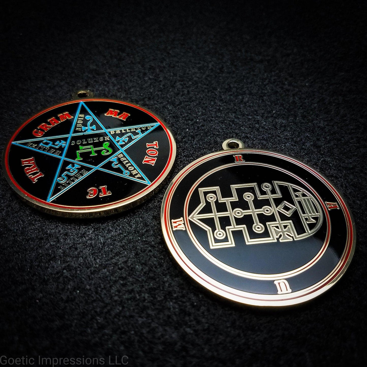 Raum sigil medallion with pentacle of solomon on reverse side