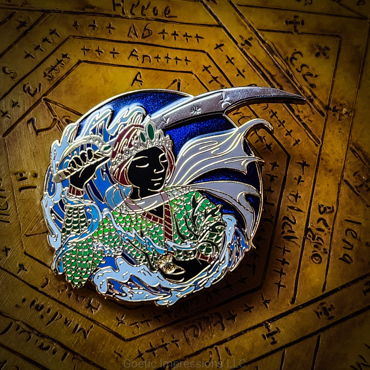 King Oberion Enamel Pin
