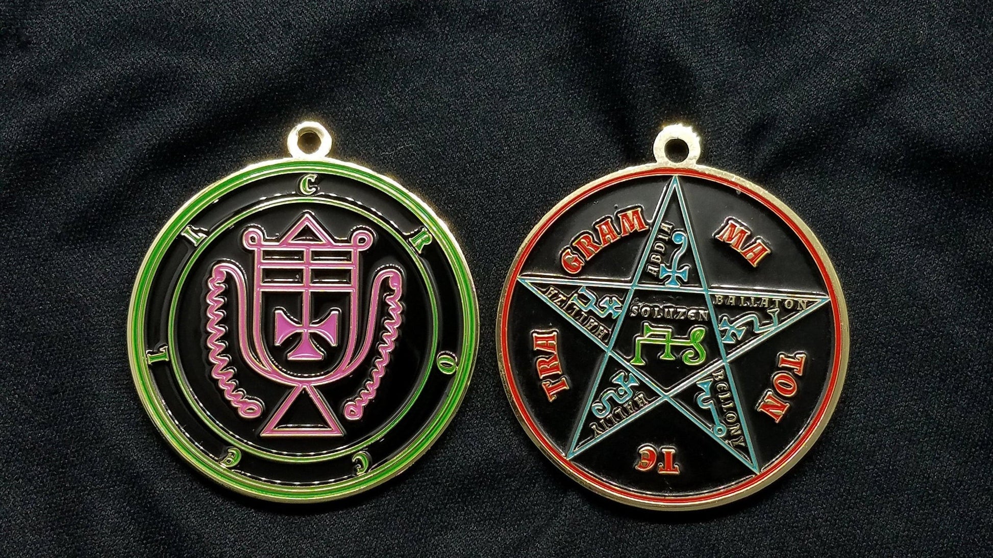 Crocell talisman with pentagram of solomon on back