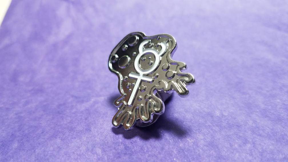Alchemical Mercury symbol lapel pin