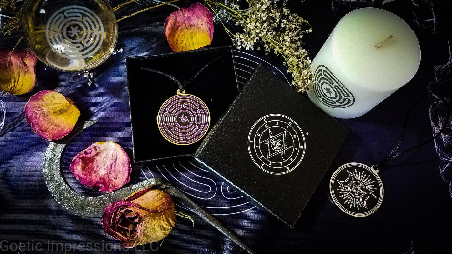 Hekate sigil medallion in gift box